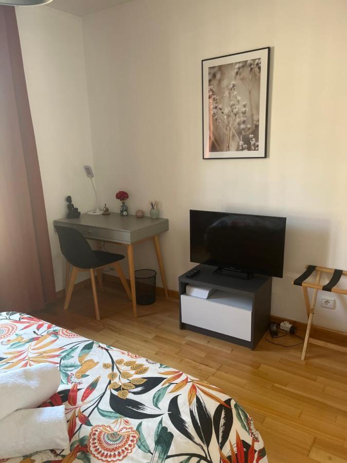 Agreable 2 Pieces Au Coeur De Thones Apartment Екстериор снимка